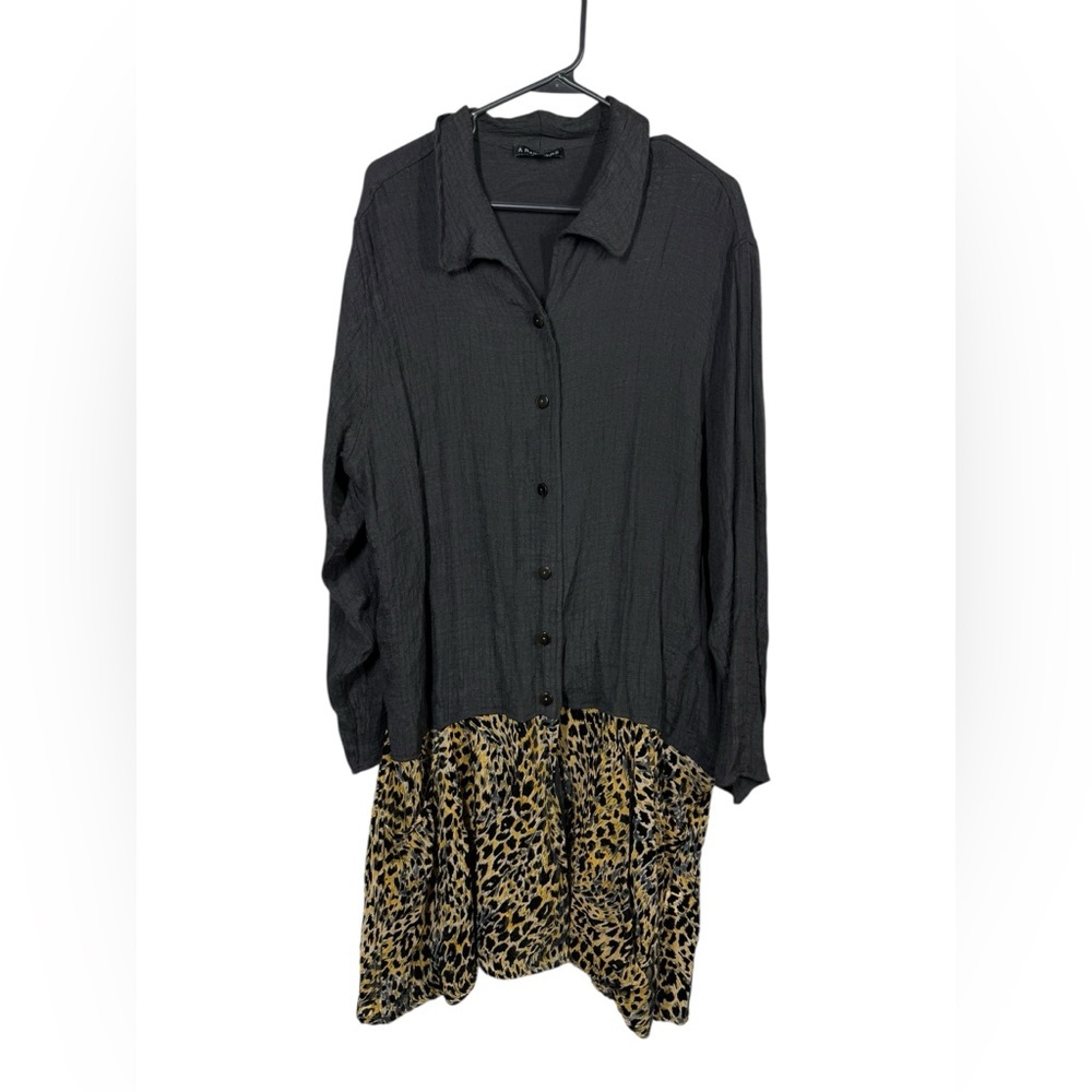 A Rare Bird Leopard Print Tunic Size S/M